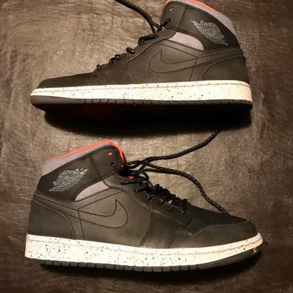 Jordan Other - Jordan 1 Mid Holiday (2015) size 9